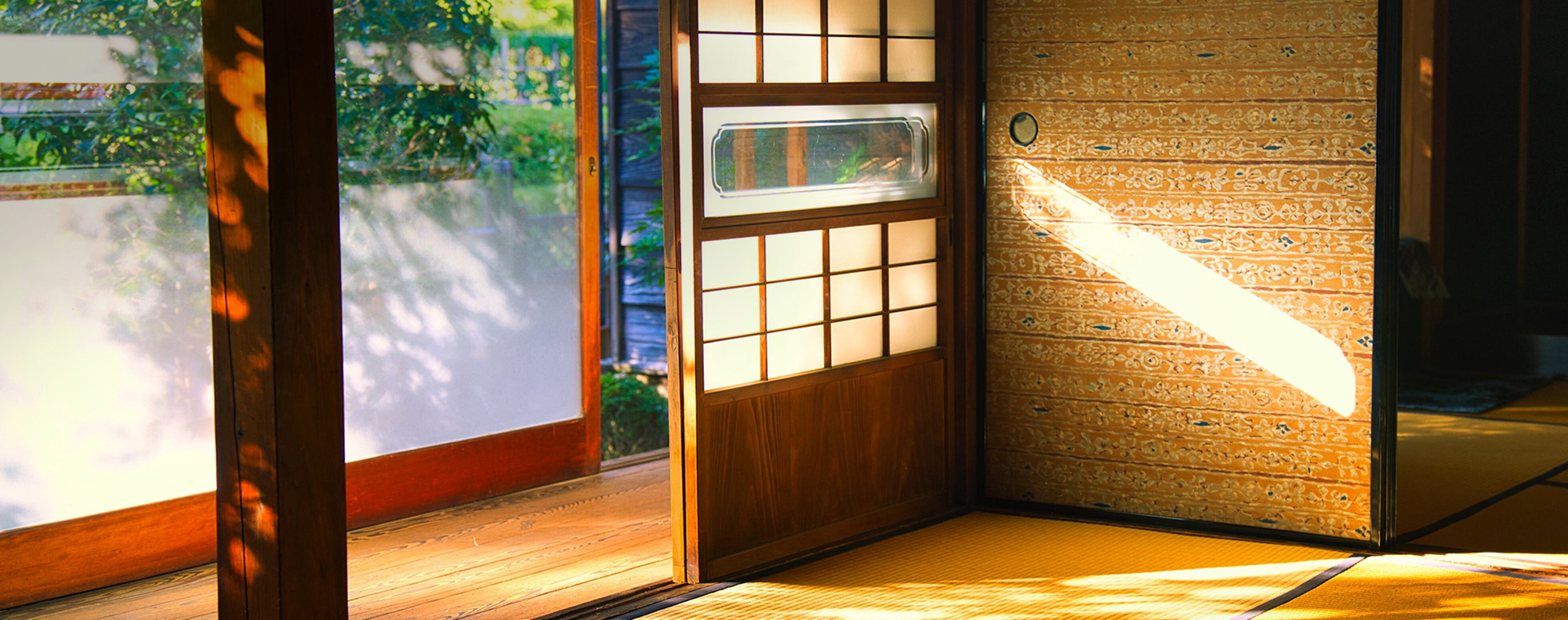 株式会社LUXU REALITY